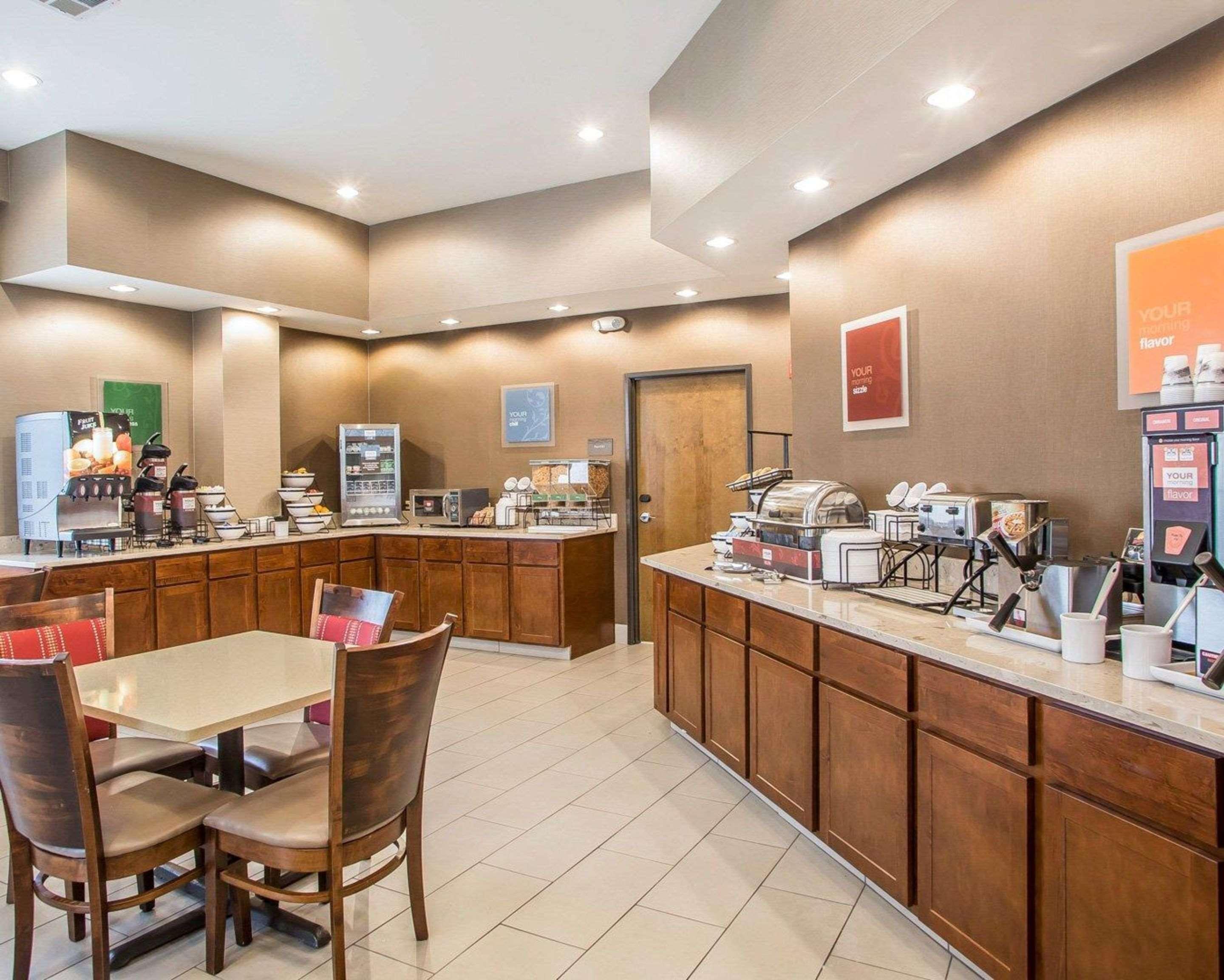 Comfort Inn Hammond I-94 Экстерьер фото