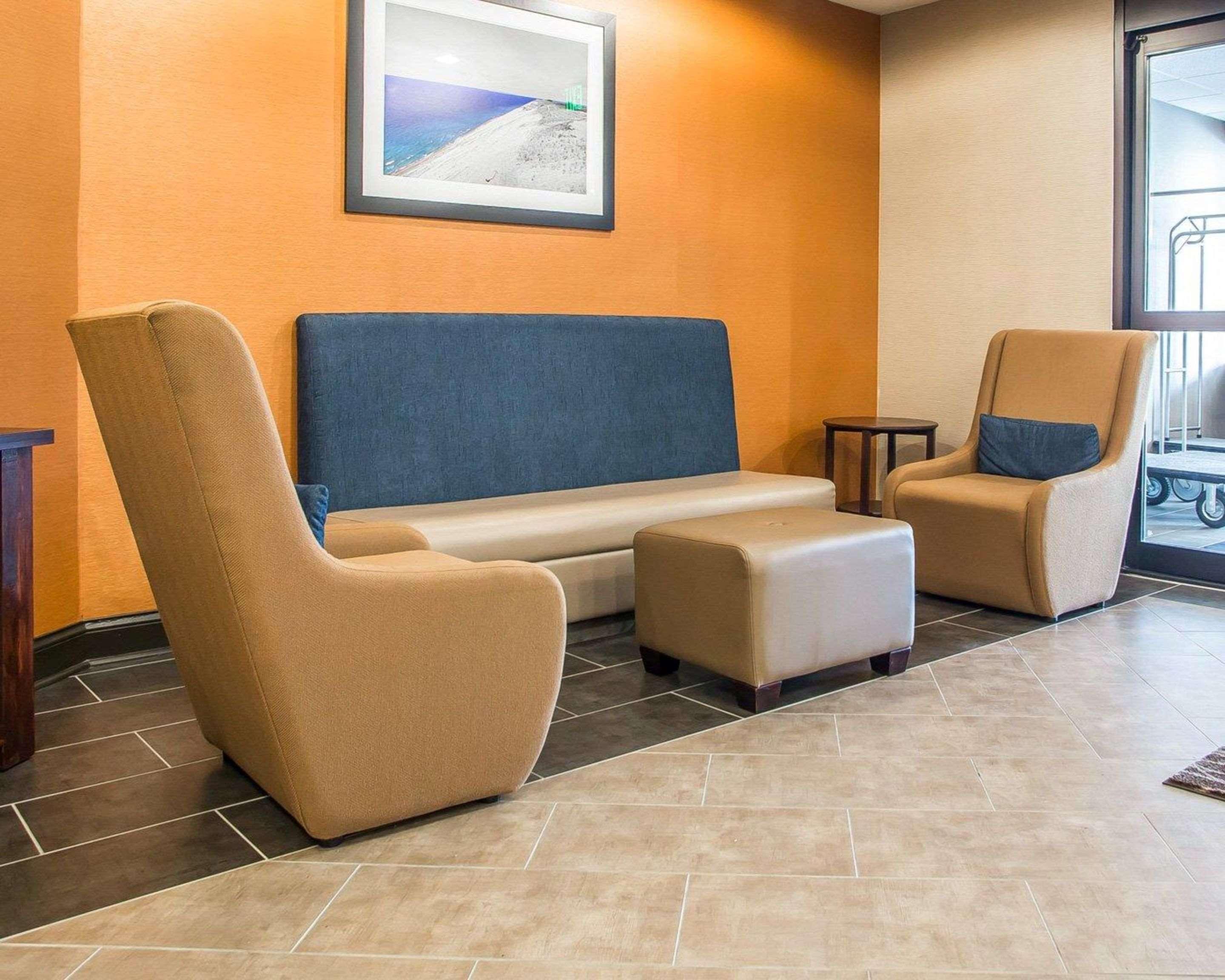 Comfort Inn Hammond I-94 Экстерьер фото