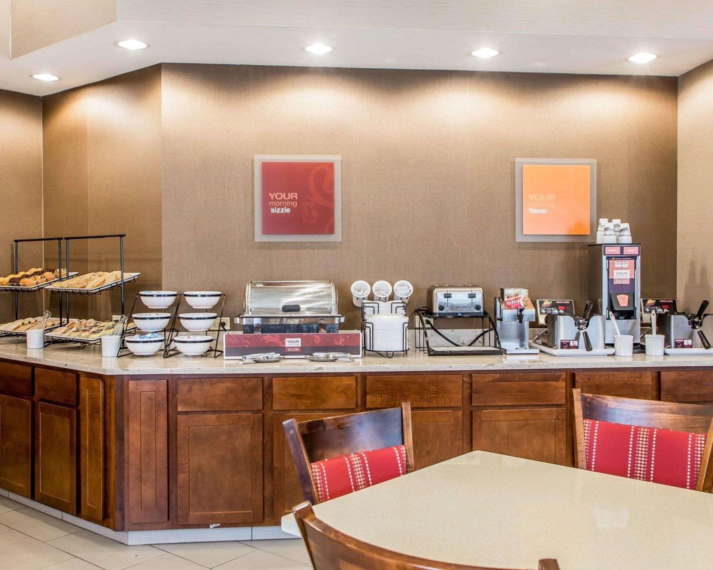 Comfort Inn Hammond I-94 Экстерьер фото